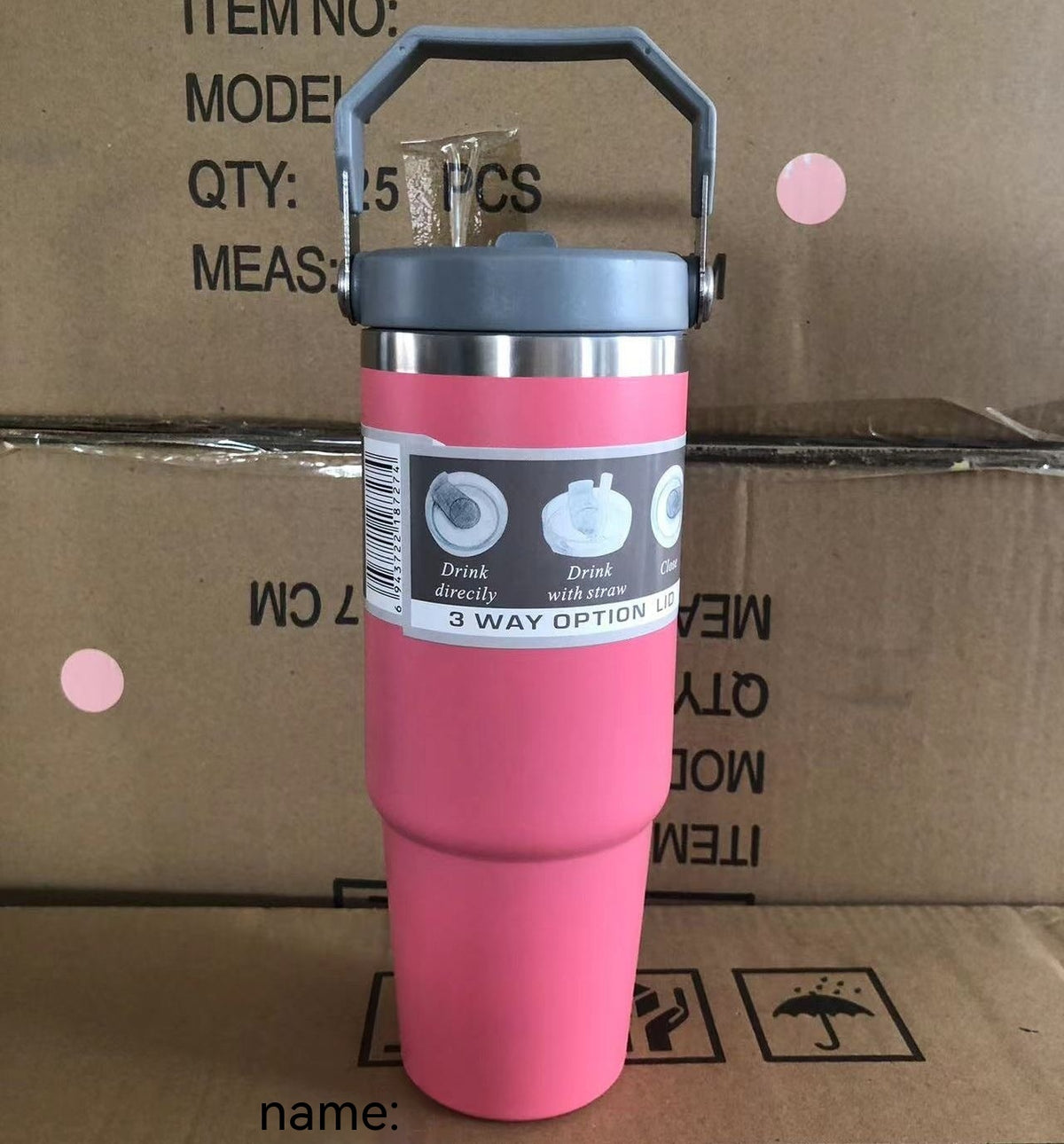 Edelstahl Trinkflasche Auto im pinken Design, isolierter Becher mit Griff und Deckel, ideal für unterwegs.