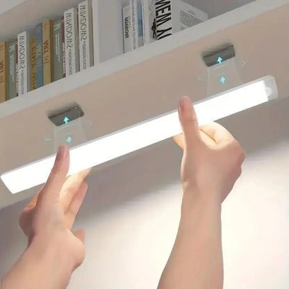 Magnetische LED-Unterbauleuchte mit Sensor 
